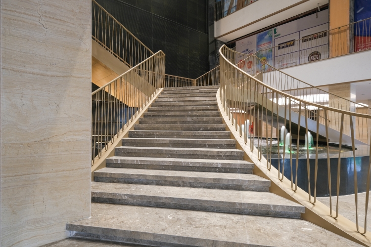 đá ốp cầu thang