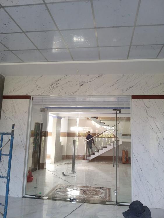  Marble trắng Carrara (Ý) – Biểu tượng của sự tinh tế