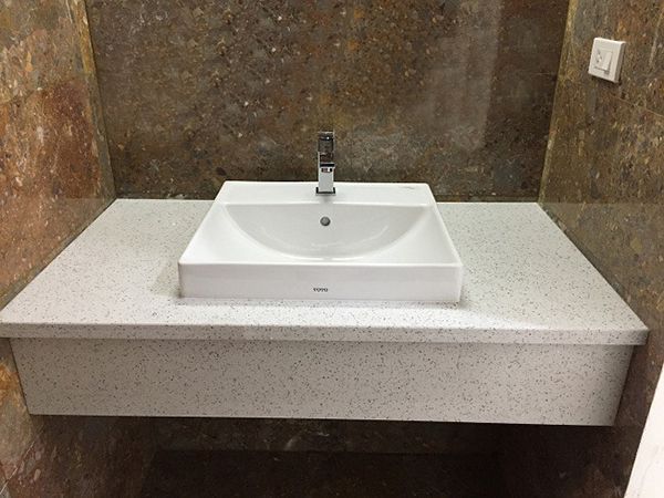 đá granite nhân tạo