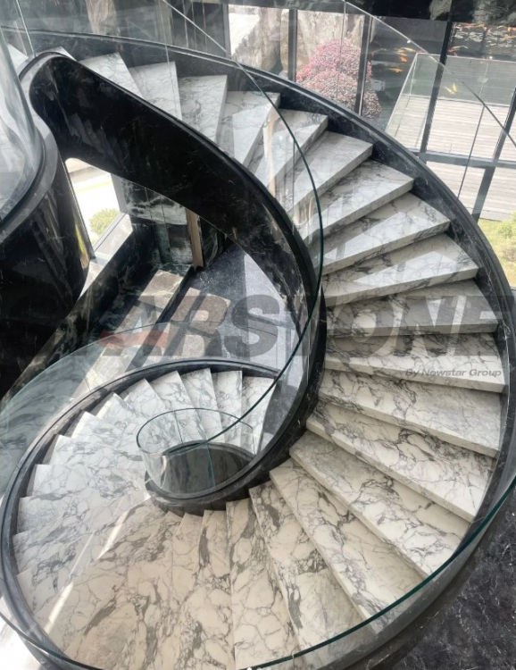 đá lát cầu thang