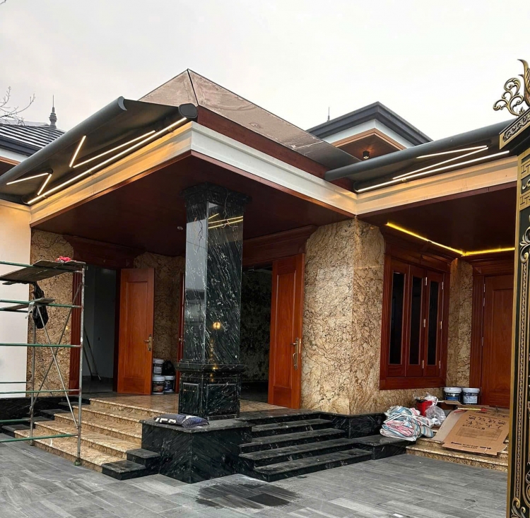 Đá granite vàng phù hợp biệt thự phong cách cổ điển và tân cổ điển