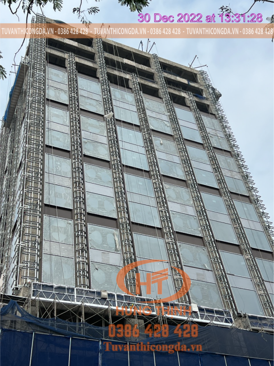 Ốp đá tự nhiên mặt đứng công trình