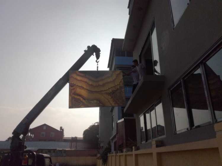 thi công lắp đặt tranh đá 