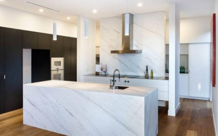 Ốp tường bếp (backsplash)