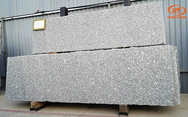 Đá Trắng Suối Lau