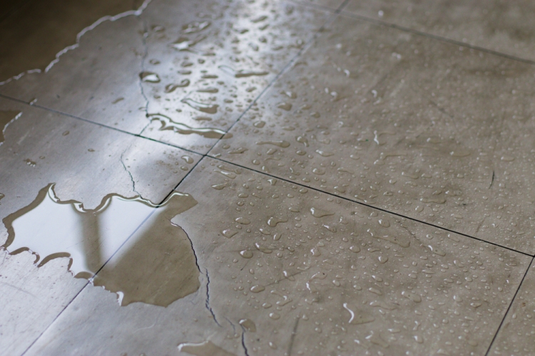 Lợi ích của sàn đá tự nhiên trong các khu vực có độ ẩm cao