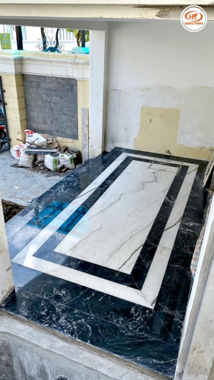 Sàn đá Olivia Green có độ bền cao, chống trầy xước tốt, phù hợp với khu vực có mật độ di chuyển lớn.