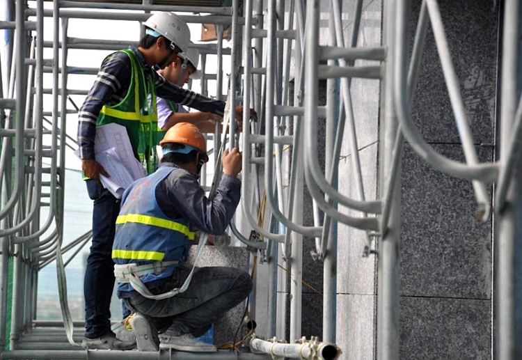 thi công đá tự nhiên 