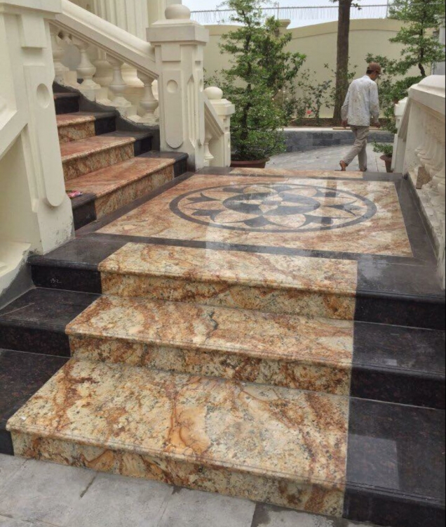 Đá granite ngoài trời bền bỉ, chịu mưa nắng tốt