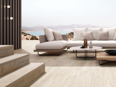 Gạch lát nền màu gỗ ấm áp, bền đẹp cho không gian hiện đại