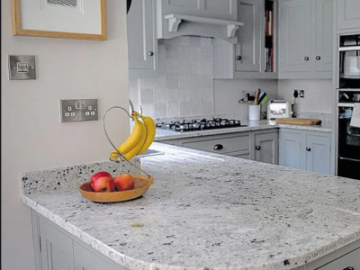 đá hoa cương trắng