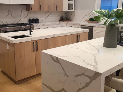 Báo giá đá thạch anh bàn bếp là gì? Vì sao ngày càng được quan tâm?